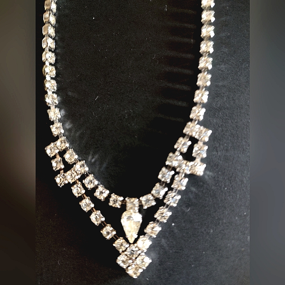 14" RHINESTONE NECKLACE